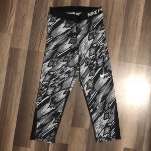 Nike Capri Leggings